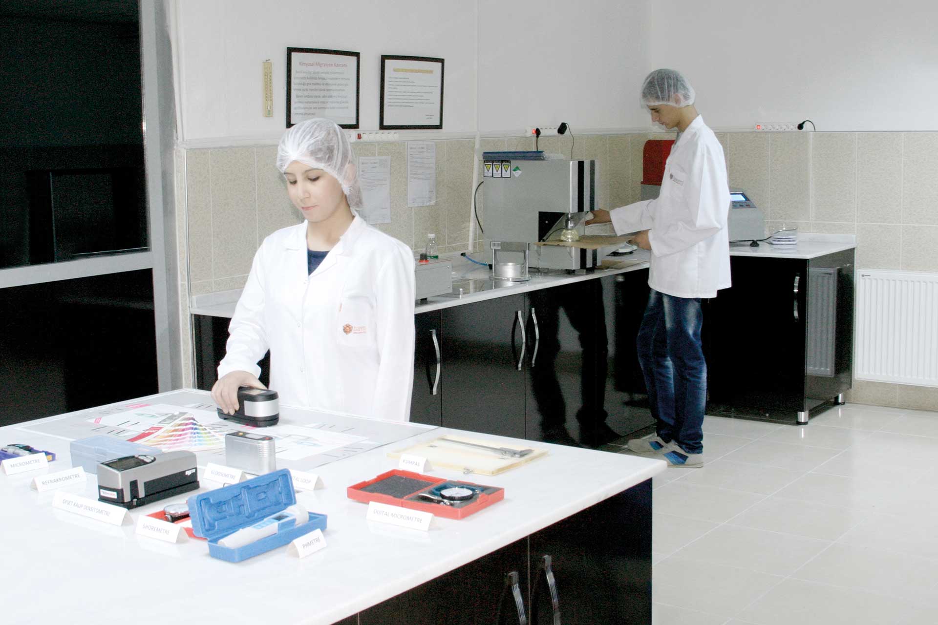 Yüzey & dayanıklılık testleri